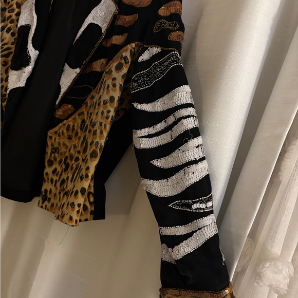 Leopard Print Women's Jacket - Picture 2 of 9